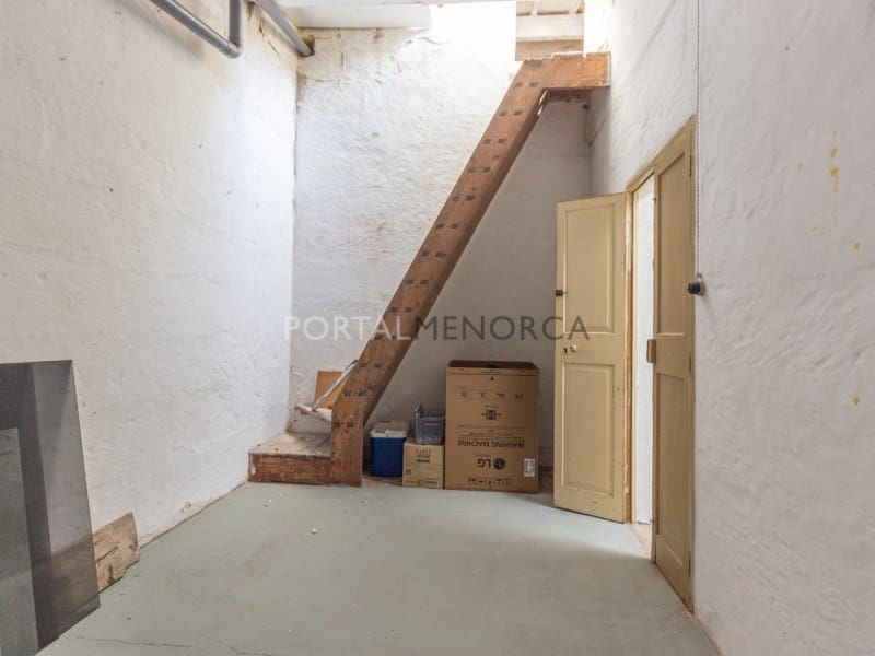 8 soveværelse Byhus til salg i Mahon / Mao - € 595.000 (Ref: 8888612)