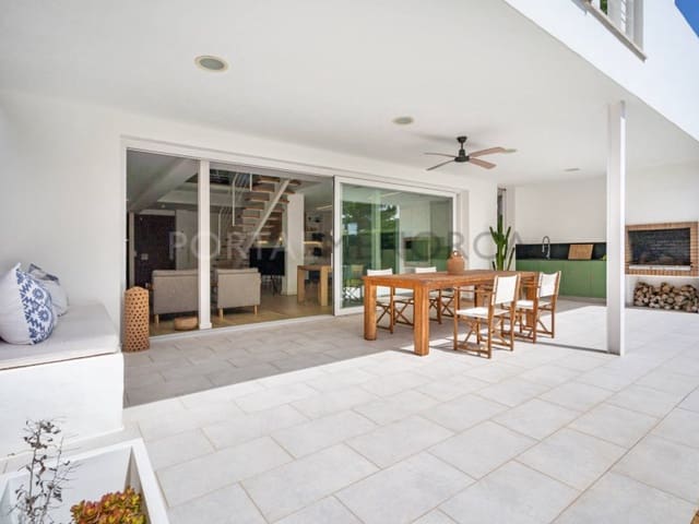4 soveværelse Villa til salg i Cala Morell, Ciutadella de Menorca med swimmingpool garage - € 1.650.000 (Ref: 8924191)