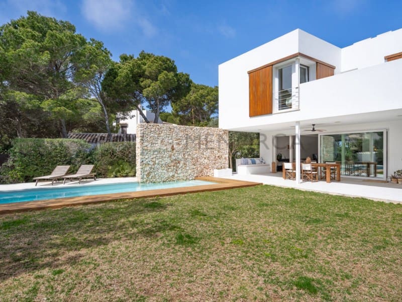 4 soveværelse Villa til salg i Cala Morell med swimmingpool garage - € 1.650.000 (Ref: 8924191)