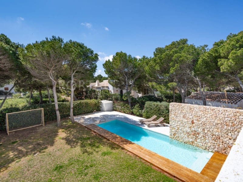 4 soveværelse Villa til salg i Cala Morell med swimmingpool garage - € 1.650.000 (Ref: 8924191)