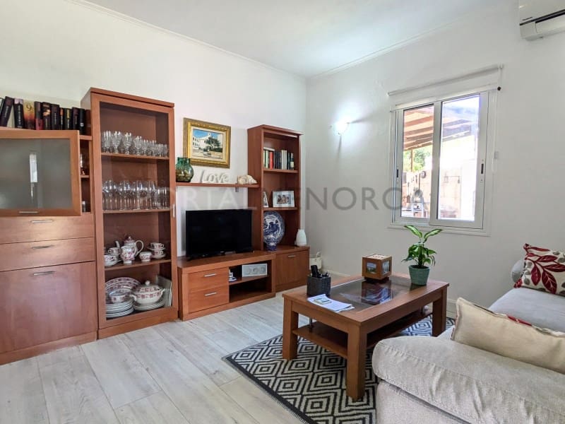 2 slaapkamer Villa te koop in Cala Blanca - € 367.000 (Ref: 8924192)