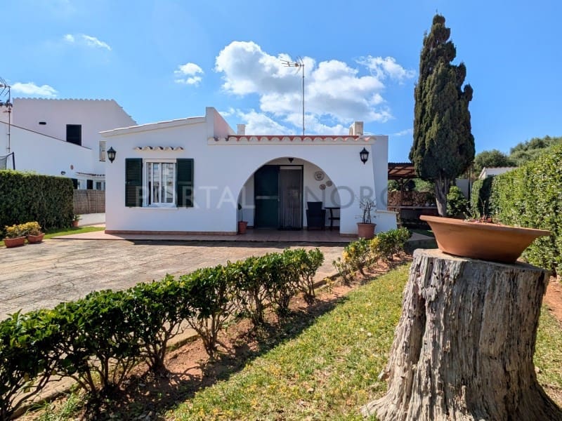 2 slaapkamer Villa te koop in Cala Blanca - € 367.000 (Ref: 8924192)