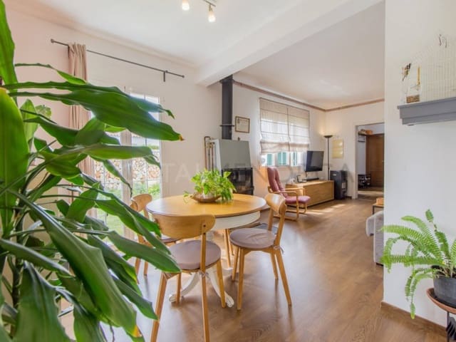 5 sovrum Villa till salu i Trebaluger, Es Castell med garage - 720 000 € (Ref: 8926776)