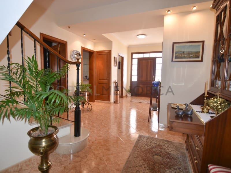 5 soveværelse Villa til salg i Mahon / Mao med swimmingpool garage - € 990.000 (Ref: 8952768)