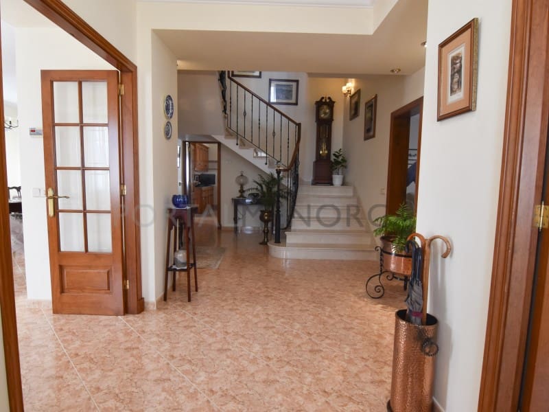 5 soveværelse Villa til salg i Mahon / Mao med swimmingpool garage - € 990.000 (Ref: 8952768)