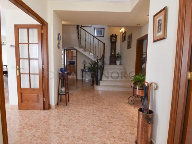 5 soverom Villa til salgs i Mahón / Maó med svømmebasseng garasje - € 990 000 (Ref: 8952768)