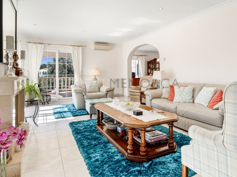 4 soveværelse Villa til salg i Es Mercadal med swimmingpool garage - € 830.000 (Ref: 8957923)