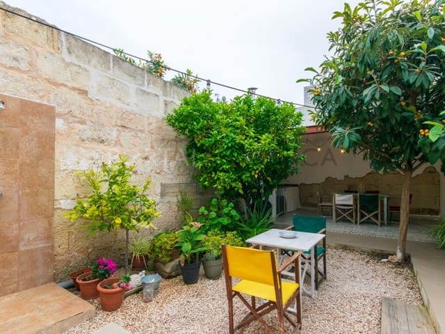 5 chambre Maison de Ville à vendre à Ciutadella, Ciutadella de Menorca avec garage - 750 000 € (Ref: 8971612)