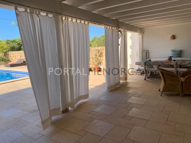 4 soveværelse Finca/Landehus til salg i Llucmaçanes, Mahón / Maó med swimmingpool - € 790.000 (Ref: 9001202)