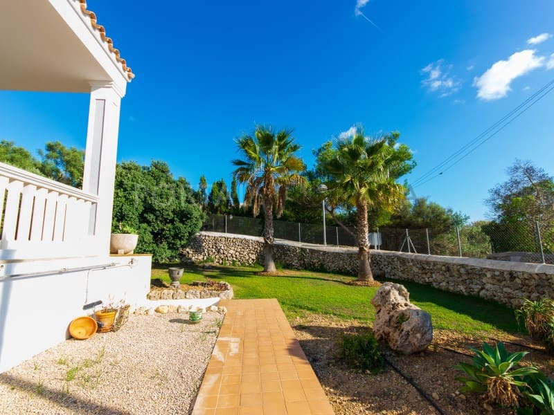 4 soveværelse Finca/Landehus til salg i La Argentina med swimmingpool garage - € 875.000 (Ref: 9001203)