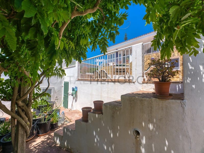 3 Zimmer Villa zu verkaufen in Mahon / Mao mit Pool Garage - 725.000 € (Ref: 9015601)