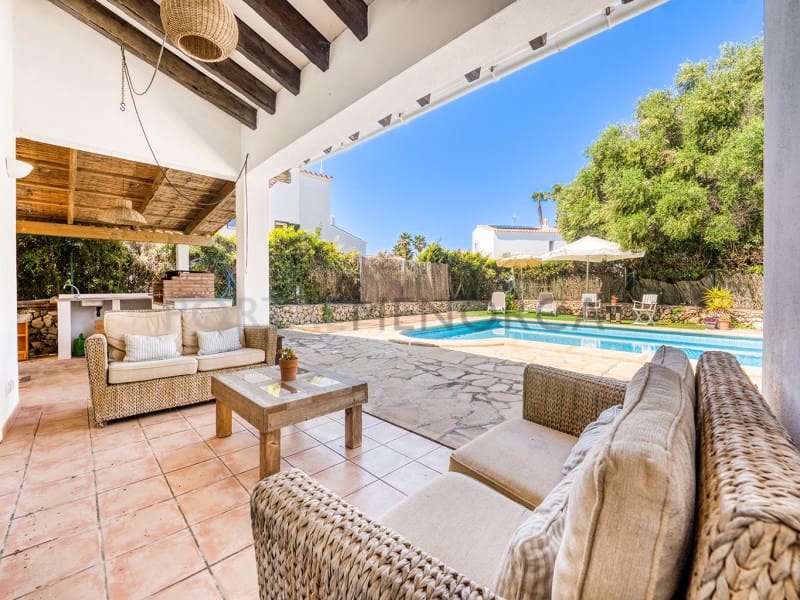 3 soverom Villa til salgs i San Luis / Sant Lluis med svømmebasseng garasje - € 570 000 (Ref: 9021133)