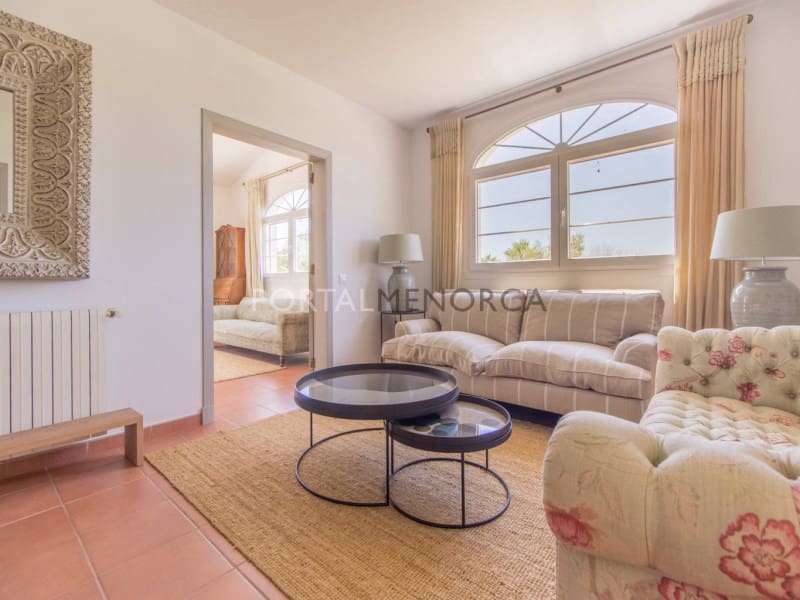 4 makuuhuone Maalaistalo myytävänä paikassa San Luis / Sant Lluis mukana uima-altaan 
autotalli - 3 300 000 € (Ref: 9049186)