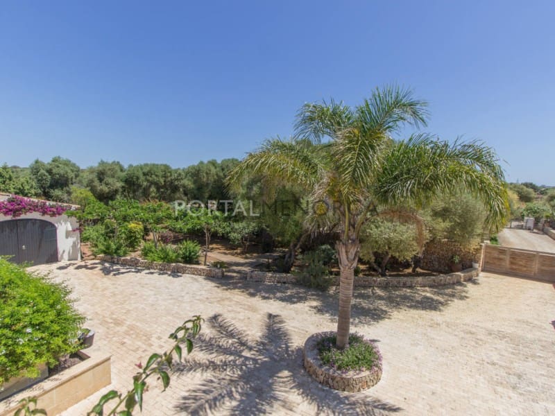 4 makuuhuone Maalaistalo myytävänä paikassa San Luis / Sant Lluis mukana uima-altaan 
autotalli - 3 300 000 € (Ref: 9049186)