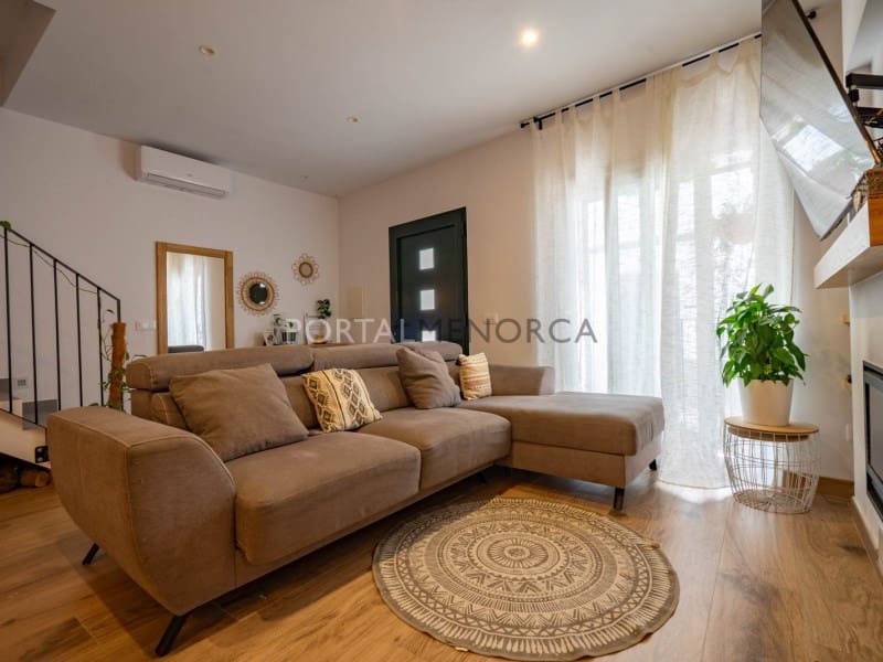 3 soveværelse Byhus til salg i Mahon / Mao - € 460.000 (Ref: 9106930)