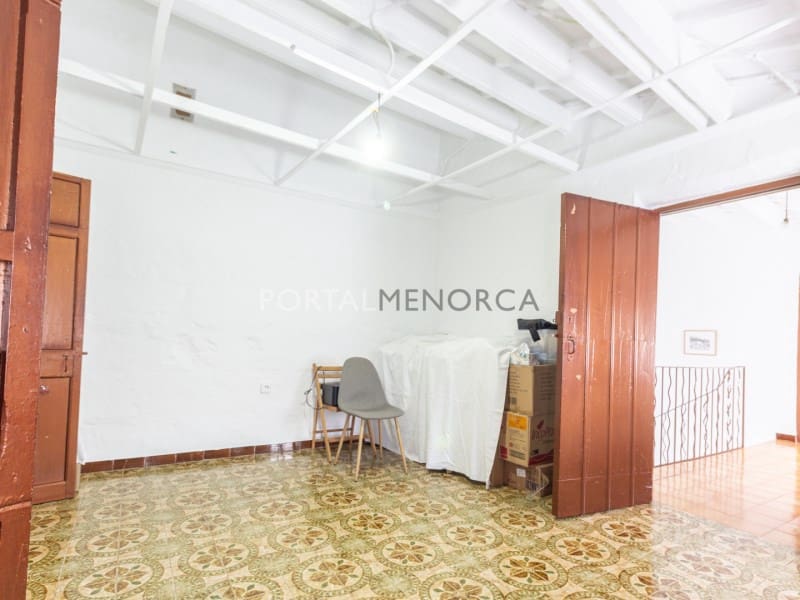 6 soveværelse Byhus til salg i Mahon / Mao med garage - € 480.000 (Ref: 9110677)