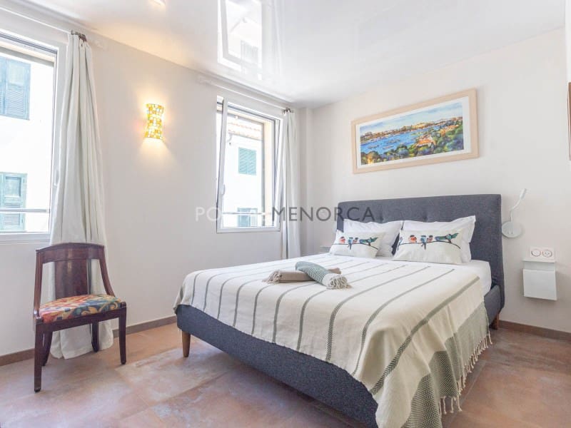 4 soveværelse Byhus til salg i Mahon / Mao - € 1.375.000 (Ref: 9114434)