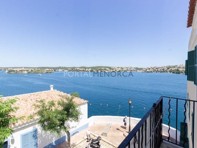 2 makuuhuone Asunto myytävänä paikassa Es Castell - 315 000 € (Ref: 9119064)