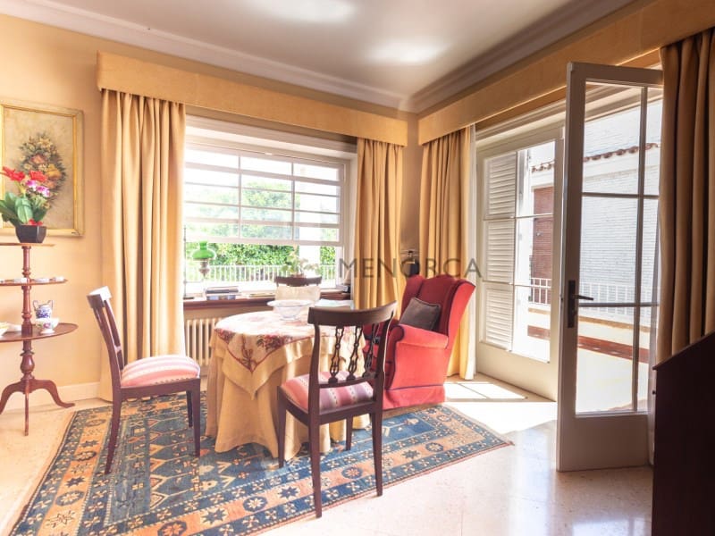 4 soveværelse Villa til salg i Mahon / Mao med swimmingpool garage - € 1.500.000 (Ref: 9128598)