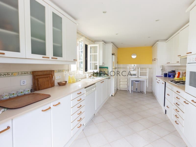 4 soveværelse Villa til salg i Mahon / Mao med swimmingpool garage - € 1.500.000 (Ref: 9128598)