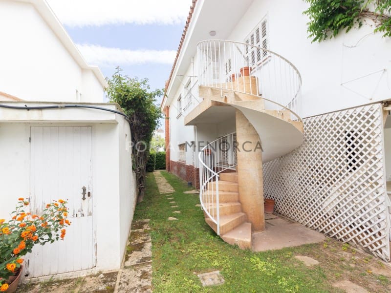 4 soveværelse Villa til salg i Mahon / Mao med swimmingpool garage - € 1.500.000 (Ref: 9128598)