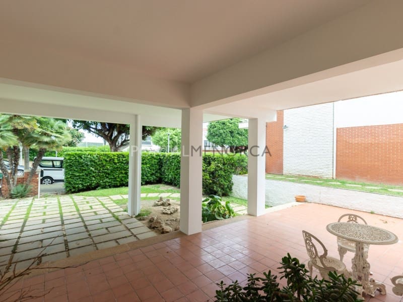 4 soveværelse Villa til salg i Mahon / Mao med swimmingpool garage - € 1.500.000 (Ref: 9128598)