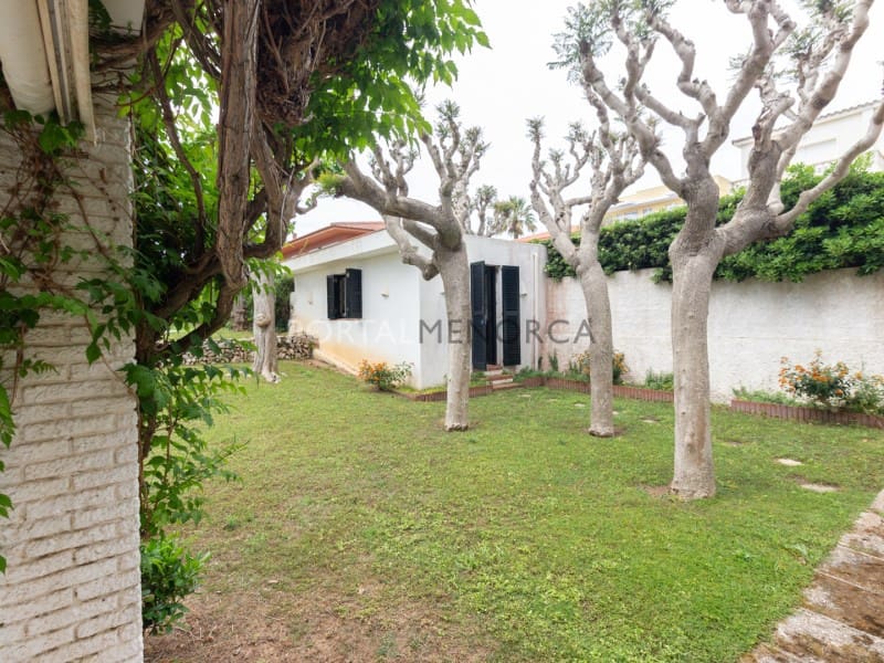 4 soveværelse Villa til salg i Mahon / Mao med swimmingpool garage - € 1.500.000 (Ref: 9128598)