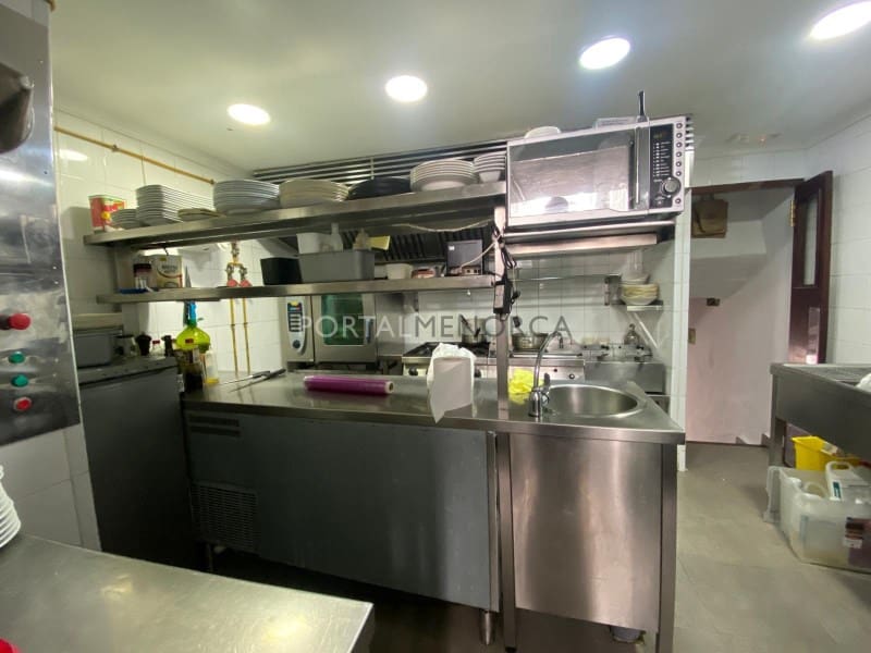 Restaurant/Bar til salg i Es Mercadal - € 420.000 (Ref: 9132002)