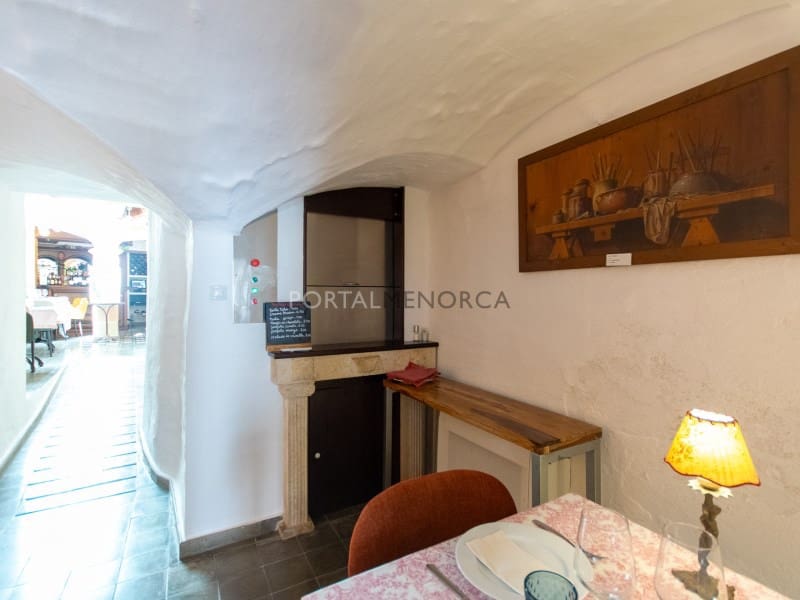 Restaurant/Bar til salg i Es Mercadal - € 420.000 (Ref: 9132002)
