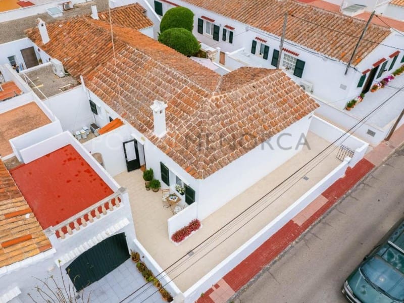 2 soveværelse Byhus til salg i Ciutadella de Menorca - € 630.000 (Ref: 9156145)