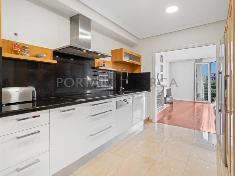 5 chambre Maison de Ville à vendre à Ciutadella de Menorca - 730 000 € (Ref: 9181301)