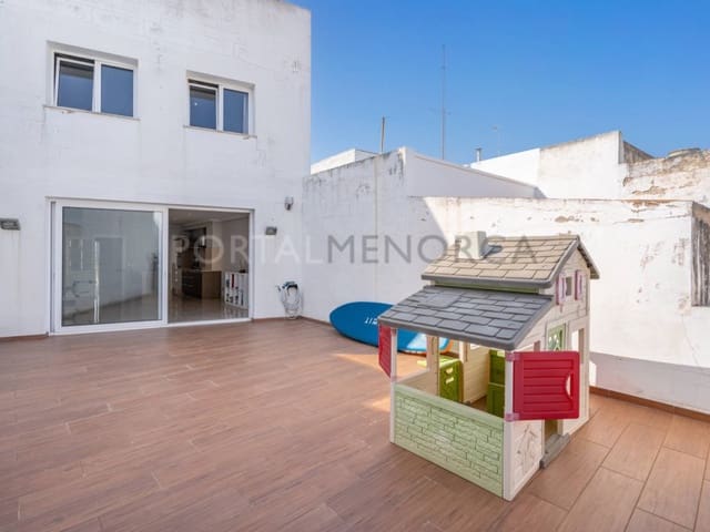 5 chambre Maison de Ville à vendre à Ciutadella, Ciutadella de Menorca - 730 000 € (Ref: 9181301)