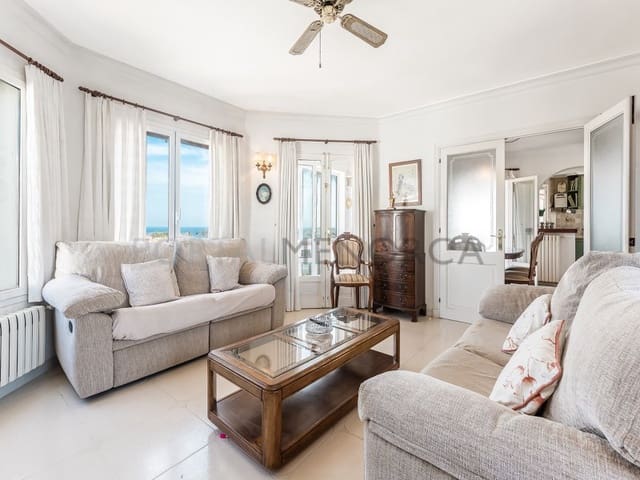 3 soveværelse Villa til salg i Port d'Addaia, Es Mercadal med swimmingpool garage - € 890.000 (Ref: 9183934)