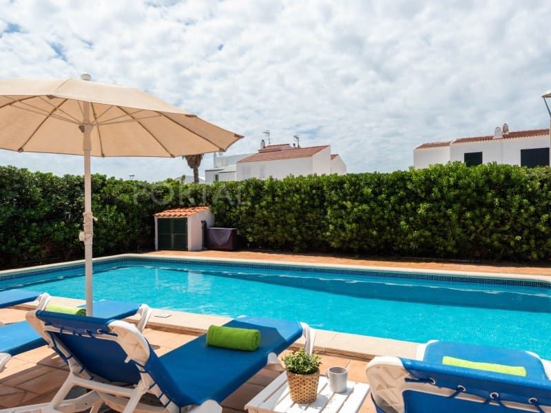 4 soverom Villa til salgs i Cala Blanca med svømmebasseng - € 1 260 000 (Ref: 9206871)