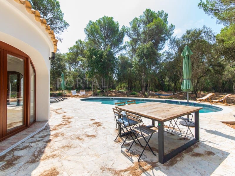 3 soveværelse Finca/Landehus til salg i Ferreries med swimmingpool - € 1.350.000 (Ref: 9208592)