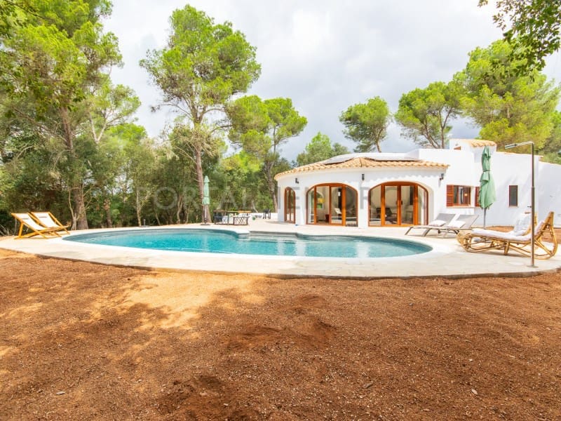 3 soveværelse Finca/Landehus til salg i Ferreries med swimmingpool - € 1.350.000 (Ref: 9208592)