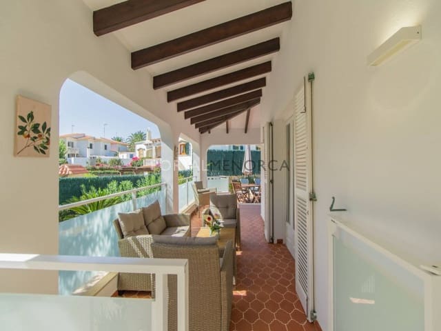 4 soveværelse Villa til salg i Arenal d'en Castell, Es Mercadal - € 990.000 (Ref: 9228892)