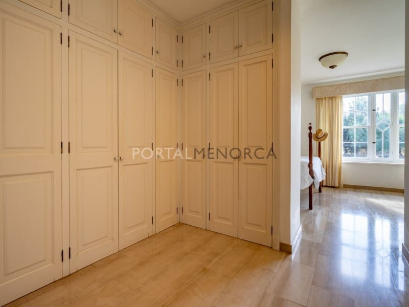 4 soveværelse Finca/Landehus til salg i Torret med swimmingpool garage - € 2.395.000 (Ref: 9257632)