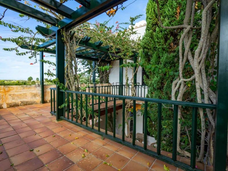 4 soveværelse Finca/Landehus til salg i Torret med swimmingpool garage - € 2.395.000 (Ref: 9257632)