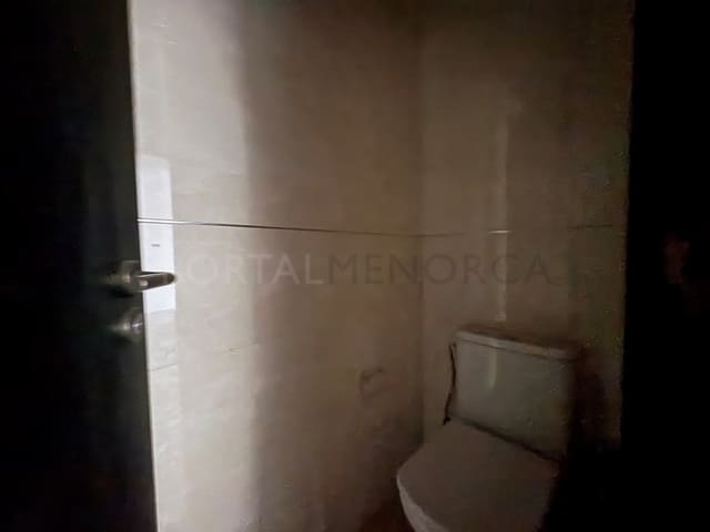 Kaupallinen myytävänä paikassa Mahón / Maó - 145 000 € (Ref: 9341329)