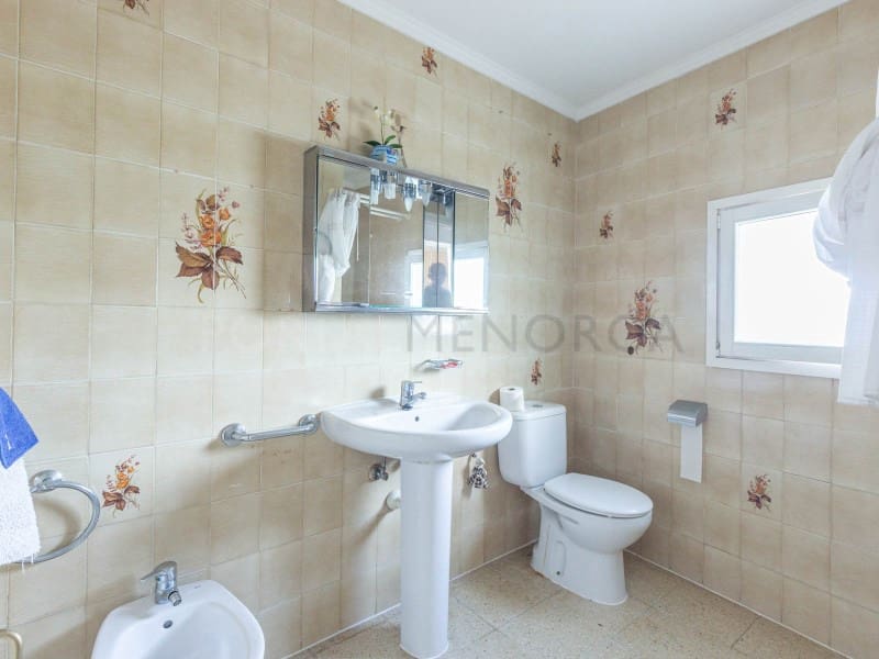 7 soveværelse Byhus til salg i Mahon / Mao - € 750.000 (Ref: 9344922)