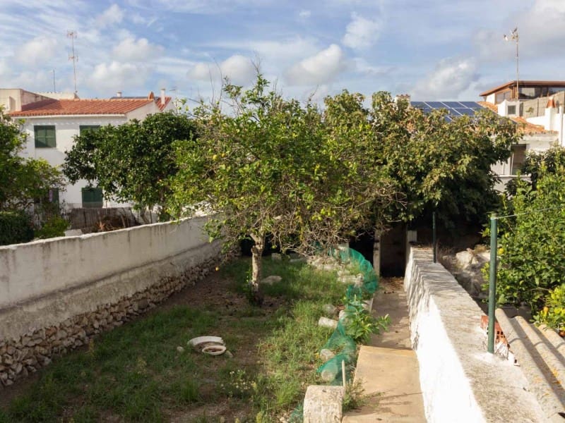 7 soveværelse Byhus til salg i Mahon / Mao - € 750.000 (Ref: 9344922)