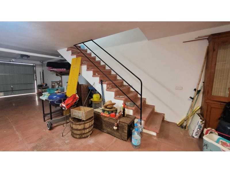 4 soveværelse Byhus til salg i Mahon / Mao - € 685.000 (Ref: 9369001)