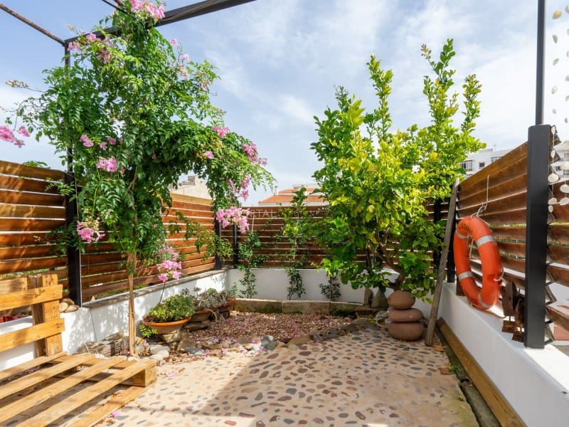 4 soveværelse Byhus til salg i Mahon / Mao - € 685.000 (Ref: 9369001)