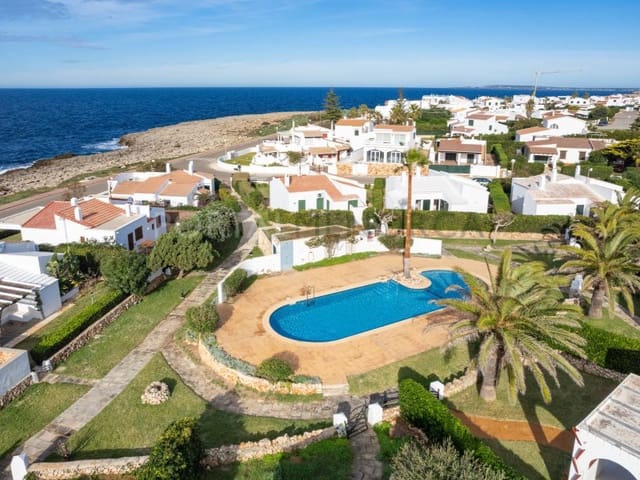 3 sovrum Villa till salu i Cap d'Artruix, Ciutadella de Menorca med garage - 590 000 € (Ref: 9446687)