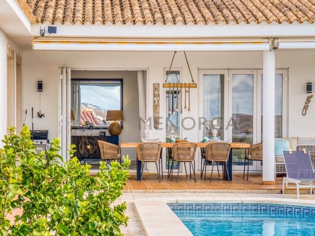 4 slaapkamer Villa te koop in Mahón / Maó - € 1.400.000 (Ref: 9456452)