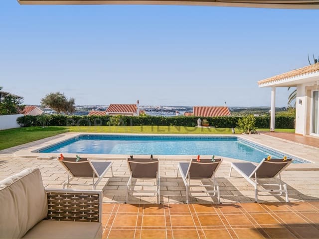 4 slaapkamer Villa te koop in Mahón / Maó - € 1.400.000 (Ref: 9456452)