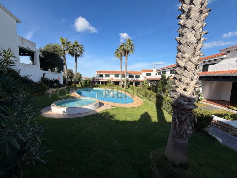 3 makuuhuone Huvila myytävänä paikassa Arenal d'en Castell - 385 000 € (Ref: 9462480)