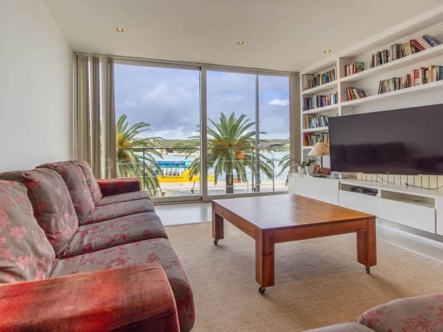 4 bedroom Townhouse for sale in Mahón / Maó - € 995,000 (Ref: 9466085)