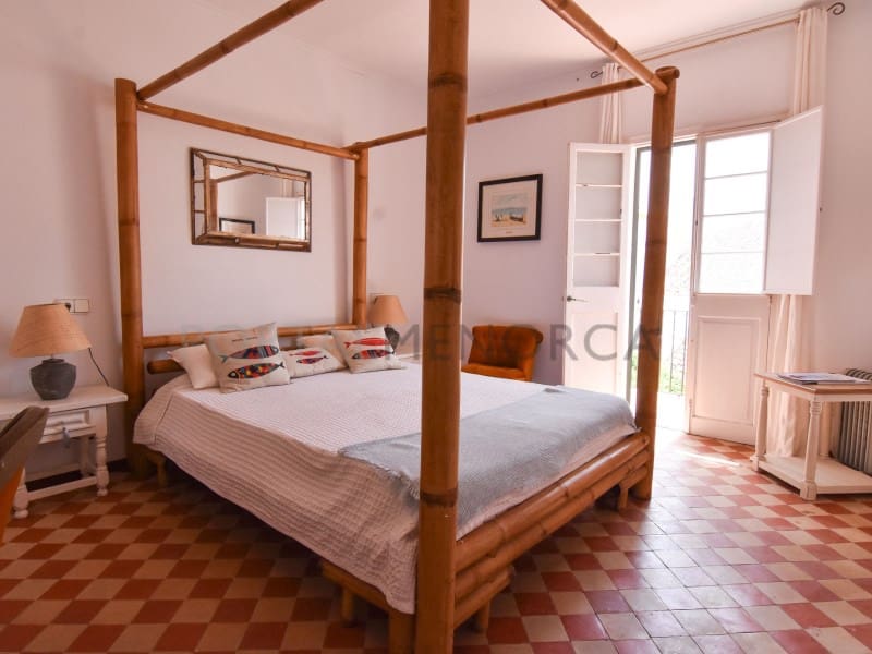 5 slaapkamer Huis te koop in Mahon / Mao - € 895.000 (Ref: 9470549)